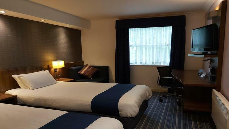 Hotel Holiday Inn Express Glenrothes