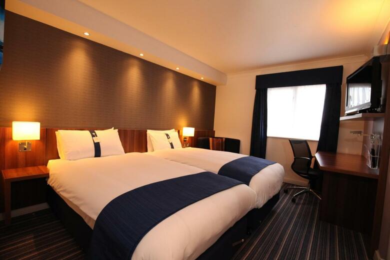 Hotel Holiday Inn Express Glenrothes