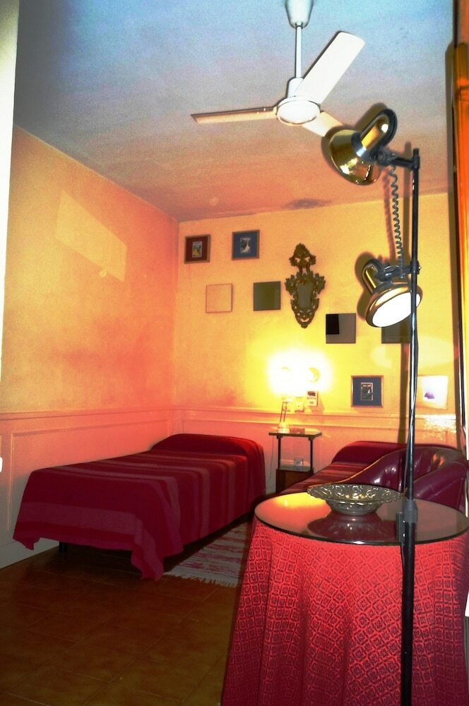 Hostal La Fontana