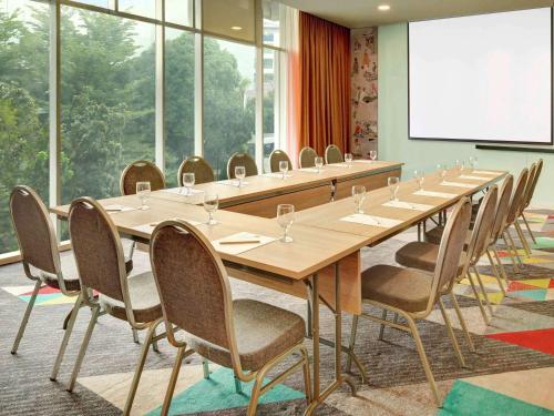 Hotel Ibis Styles Makassar Sam Ratulangi