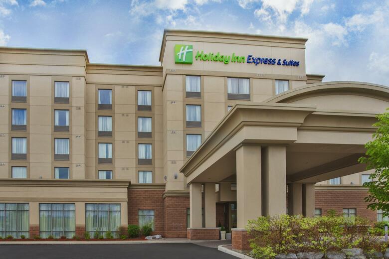 Holiday Inn Express Hotel & Suites Newmarket