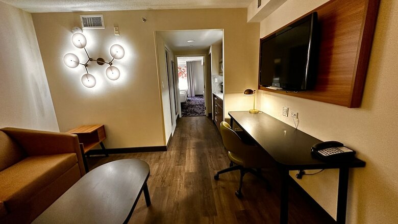 Holiday Inn Express Hotel & Suites Newmarket