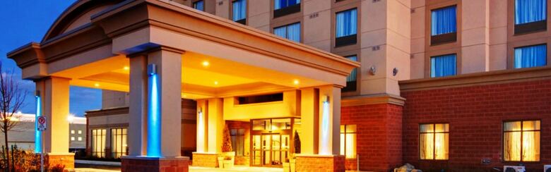 Holiday Inn Express Hotel & Suites Newmarket