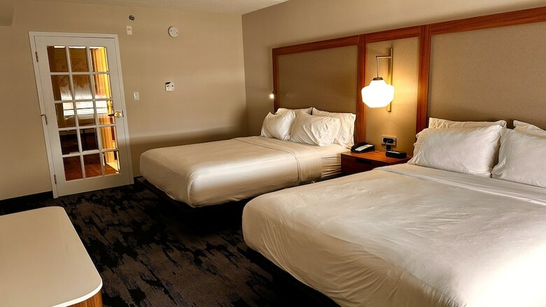 Holiday Inn Express Hotel & Suites Newmarket