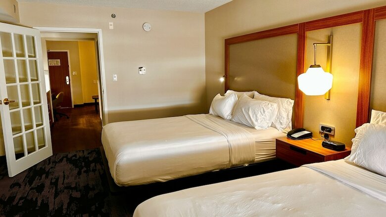Holiday Inn Express Hotel & Suites Newmarket