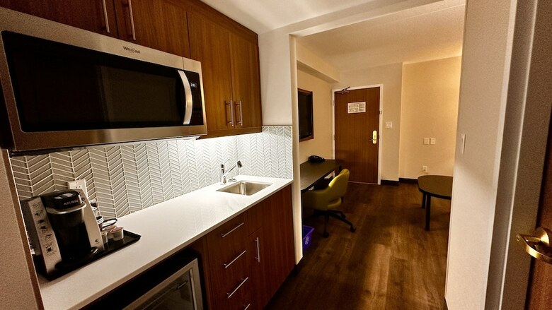Holiday Inn Express Hotel & Suites Newmarket