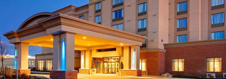 Holiday Inn Express Hotel & Suites Newmarket