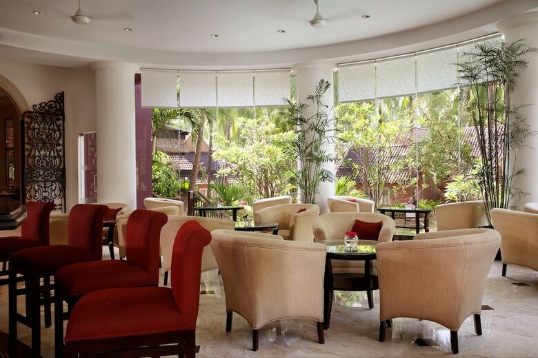 Hotel Aryaduta Lippo Village