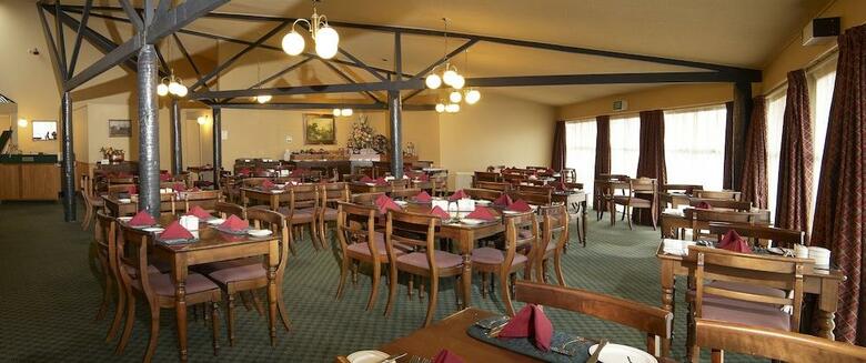 Hotel The Village Inn
