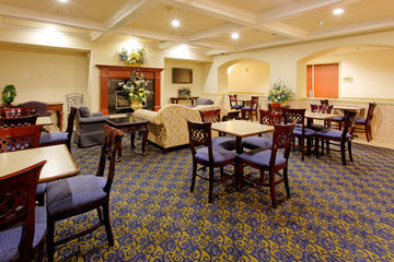 Holiday Inn Express Hotel & Suites San Pablo