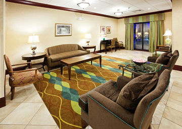 Holiday Inn Express Hotel & Suites Lebanon