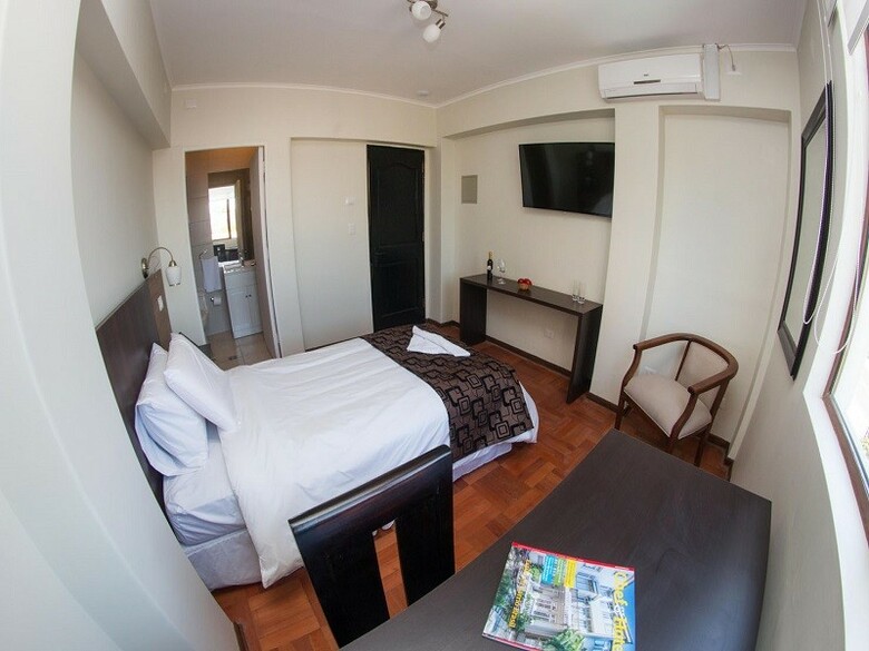 Hotel Plaza �u�oa