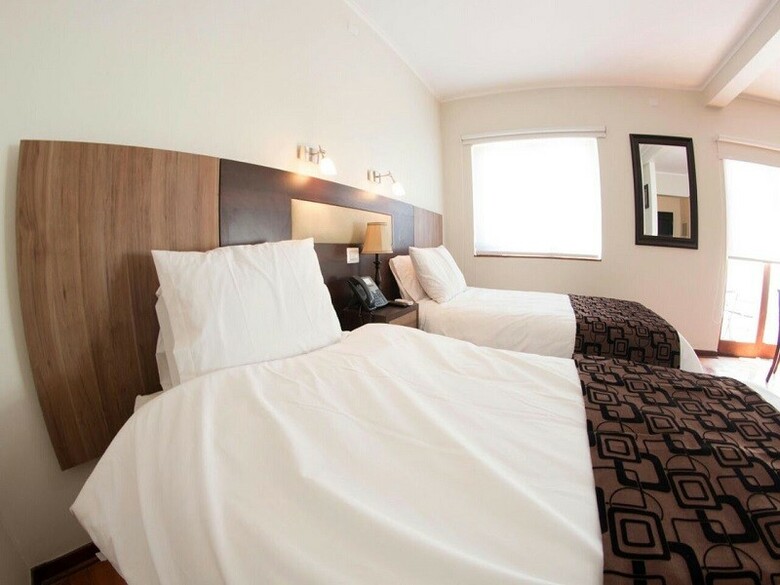 Hotel Plaza �u�oa