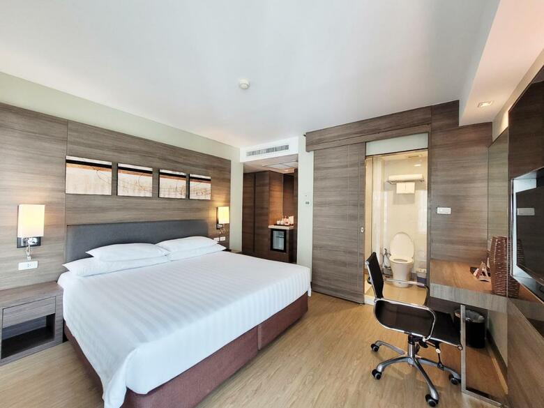 Hotel Citrus Sukhumvit 11 By Compass