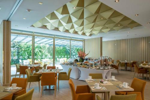Hotel El Dorado Bogot�