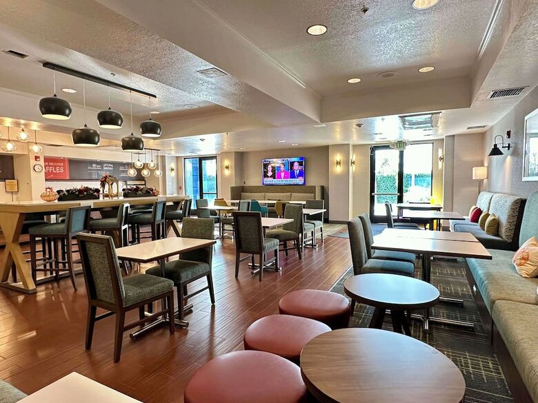 Hotel Hampton Inn Suites Lathrop, California