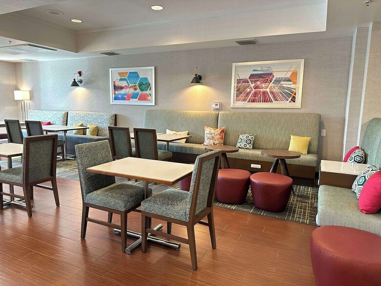 Hotel Hampton Inn Suites Lathrop, California