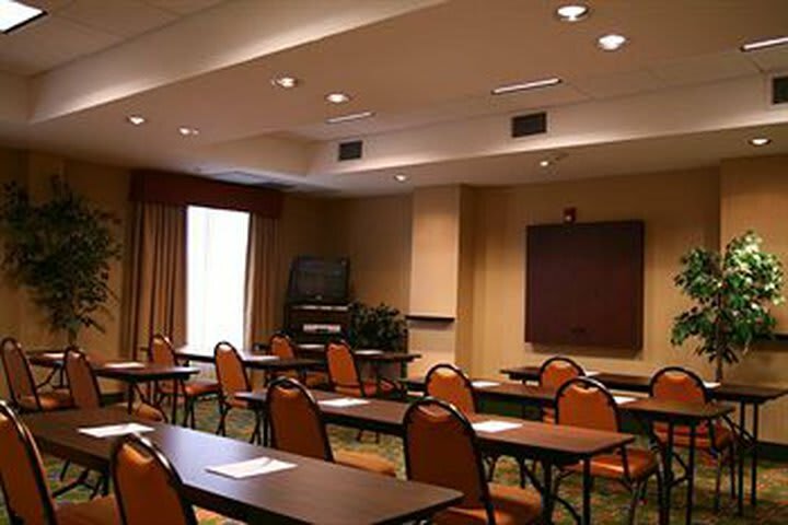 Hotel Hampton Inn Suites Lathrop, California