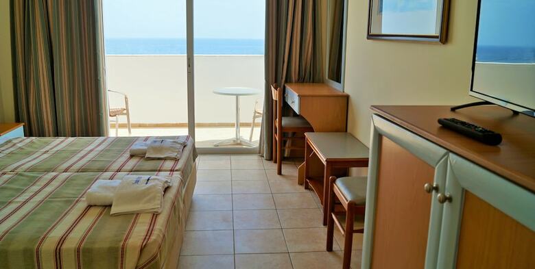 Kris Mari Hotel