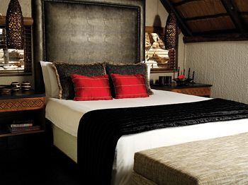 Hotel Tshukudu Bush Lodge