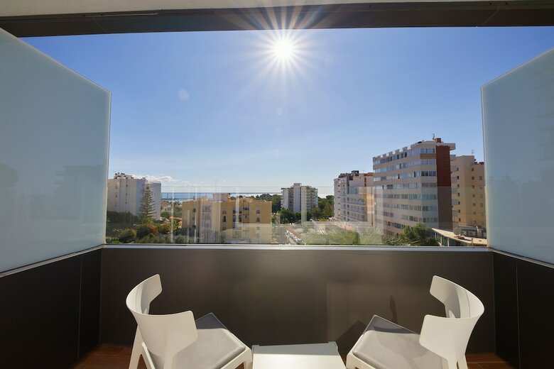 Hotel Joan Mir� Museum