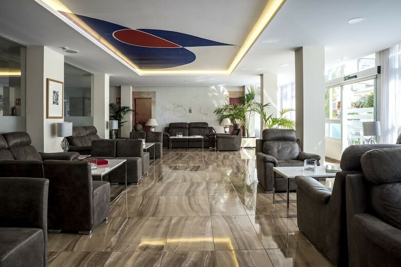 Hotel Joan Mir� Museum