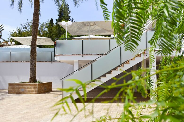 Hotel Joan Mir� Museum