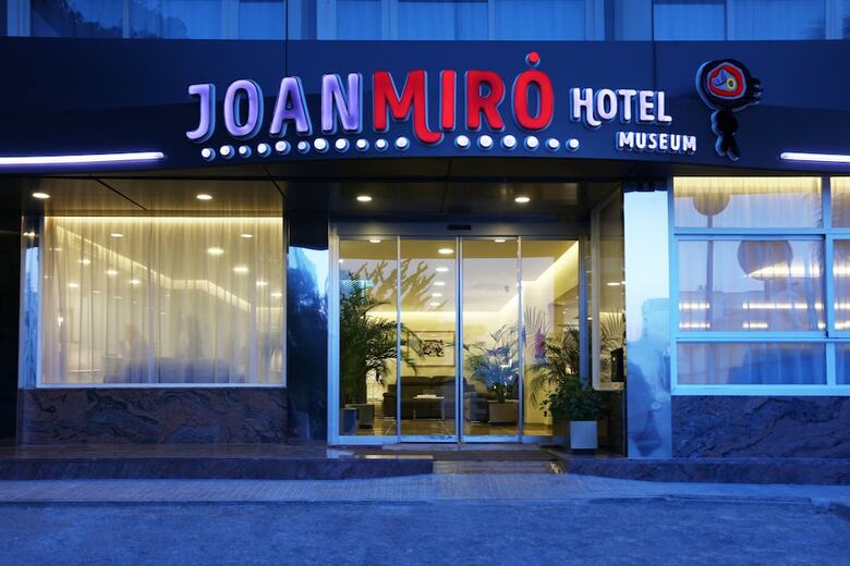 Hotel Joan Mir� Museum