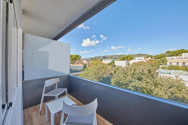 Hotel Joan Mir� Museum