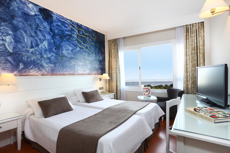 Hotel Joan Mir� Museum