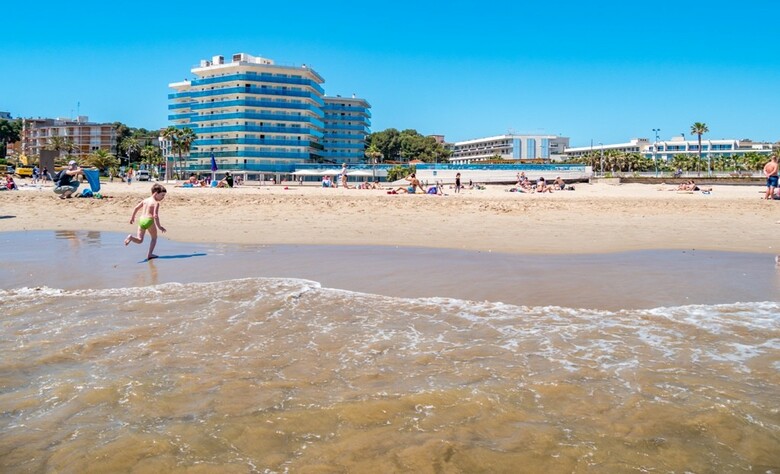 Hotel Golden Donaire Beach