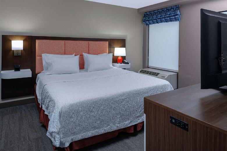 Hotel Hampton Inn Woodbridge