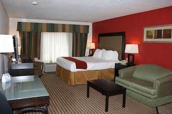 Holiday Inn Express Hotel & Suites Livingston