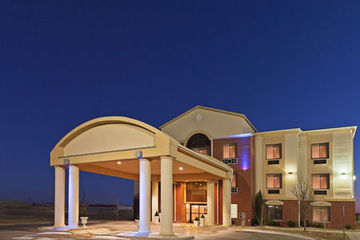 Holiday Inn Express Hotel & Suites Plainview