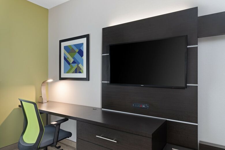 Holiday Inn Express Hotel & Suites Lake Placid