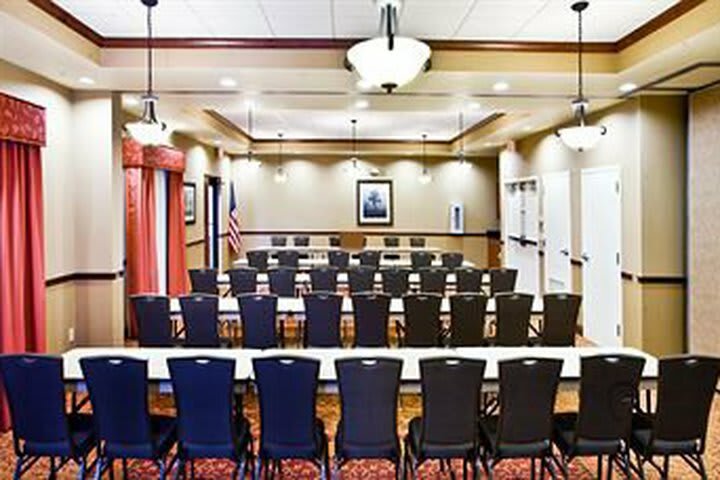 Holiday Inn Express Hotel & Suites Lake Placid