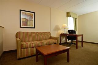 Best Western Plus Laporte Hote