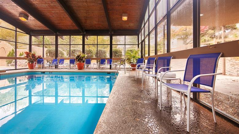 Best Western Plus Laporte Hote
