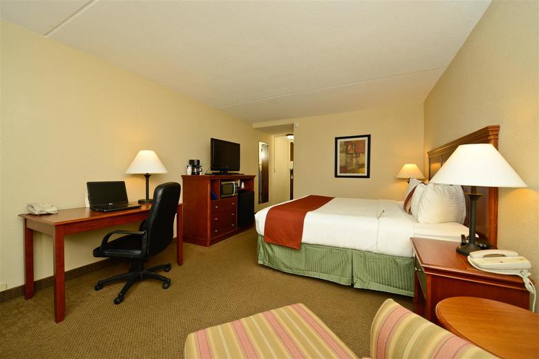 Best Western Plus Laporte Hote