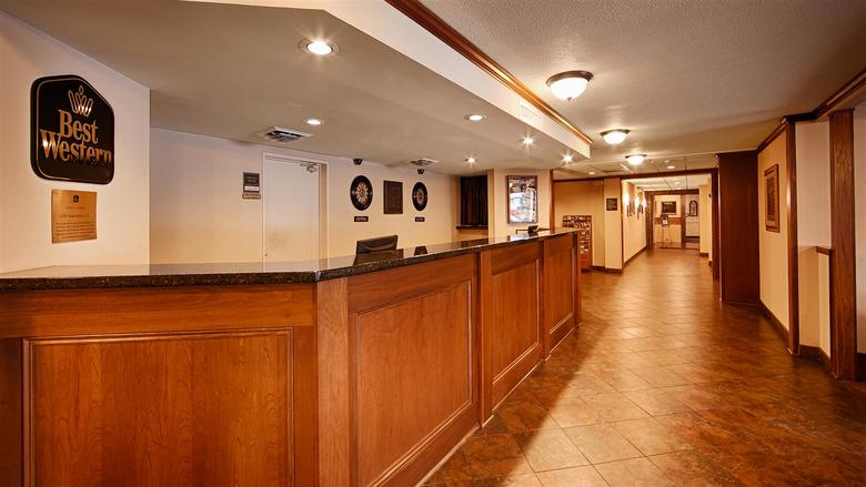 Best Western Plus Laporte Hote