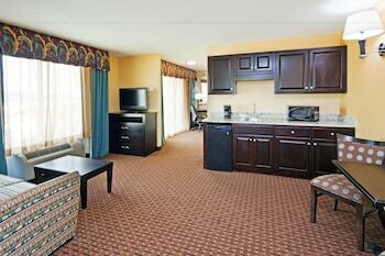 Holiday Inn Express Hotel & Suites Somerset East