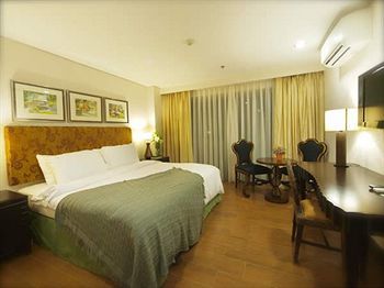Hotel One Tagaytay Place (deluxe)