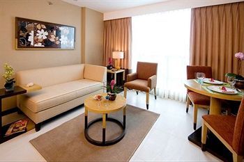 Hotel One Tagaytay Place (deluxe)