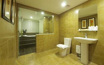 Hotel One Tagaytay Place (deluxe)