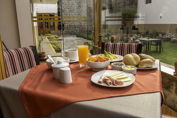 Hotel Monasterio San Pedro