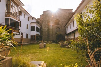 Hotel Monasterio San Pedro