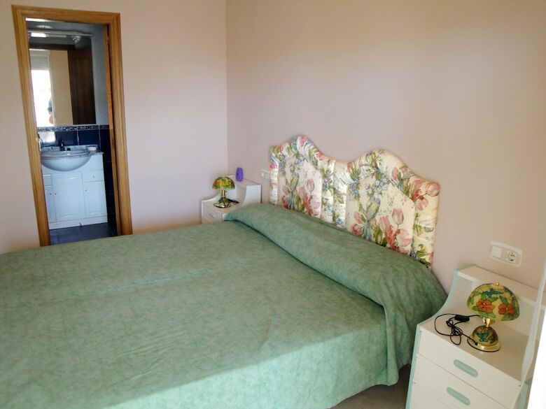 Apartamentos Argenta- Caleta 3000