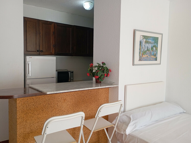 Apartamentos Pe�ismar I Y II 3000