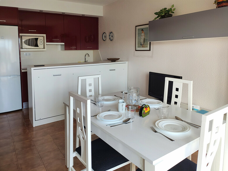 Apartamentos Pe�ismar I Y II 3000