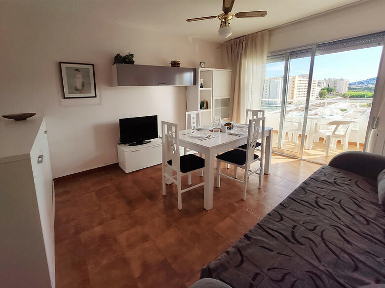 Apartamentos Pe�ismar I Y II 3000